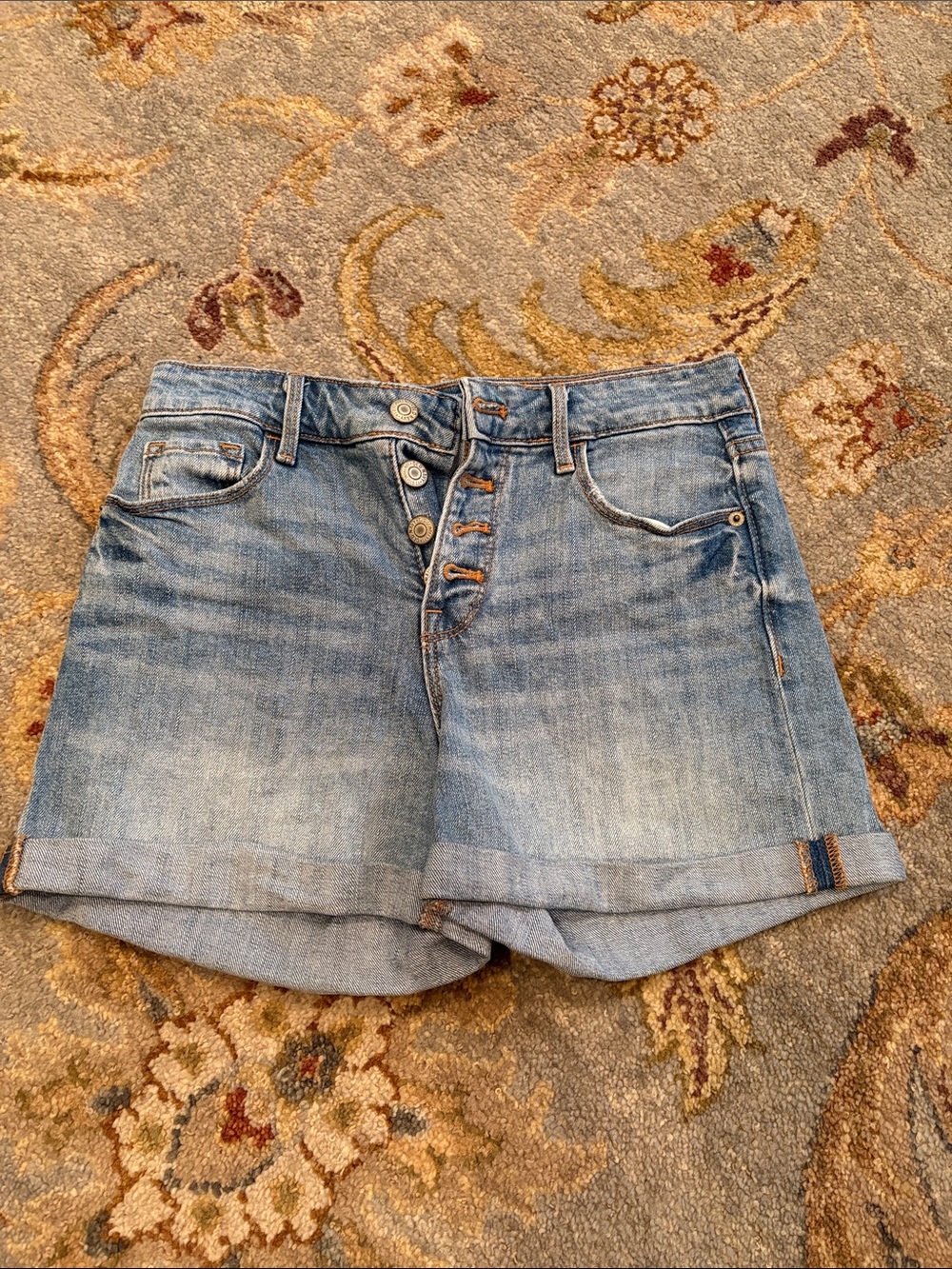 ✨ LIKE NEW ✨ Old Navy Light Blue Denim High Rise Button-Front Women's Shorts, 0